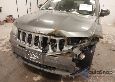 2013 Jeep Compass Sport/North z USA, uszkodzony, nr VIN 1C4NJDAB6DD180786